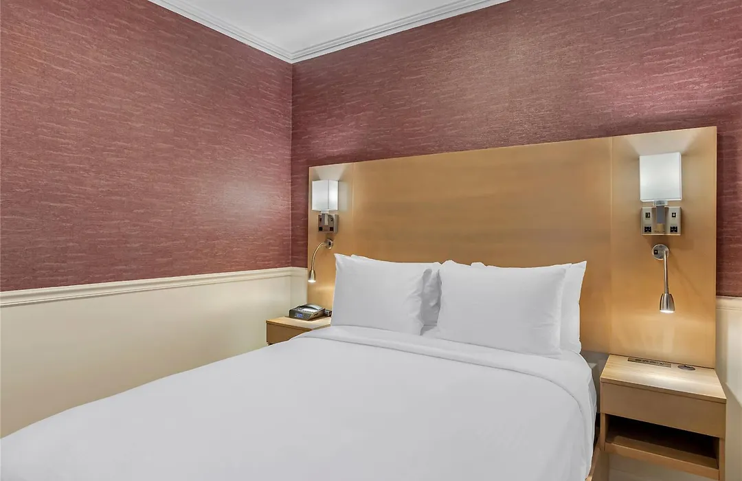 Mayfair Hotel, An Ascend Collection Hotel-1