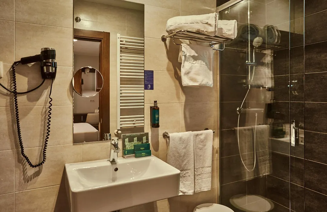 Hotel Silken Sirimiri-1