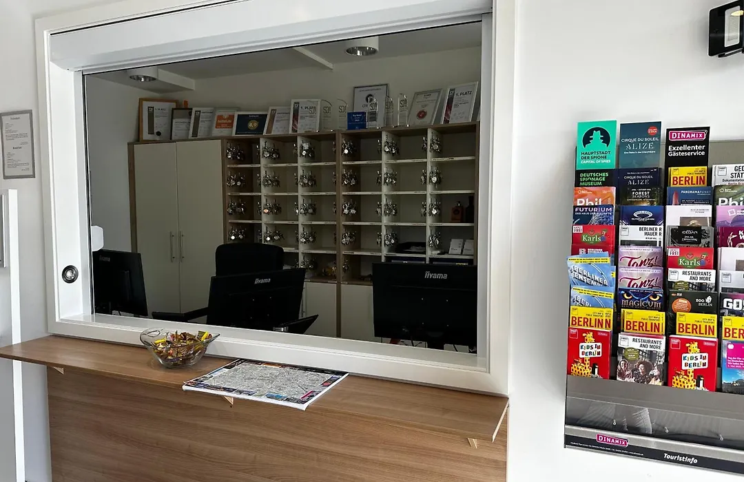 Adapt Apartment Hotel Berlin - Adlershof-1