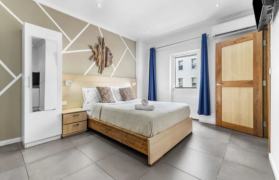 Art Hotel-1