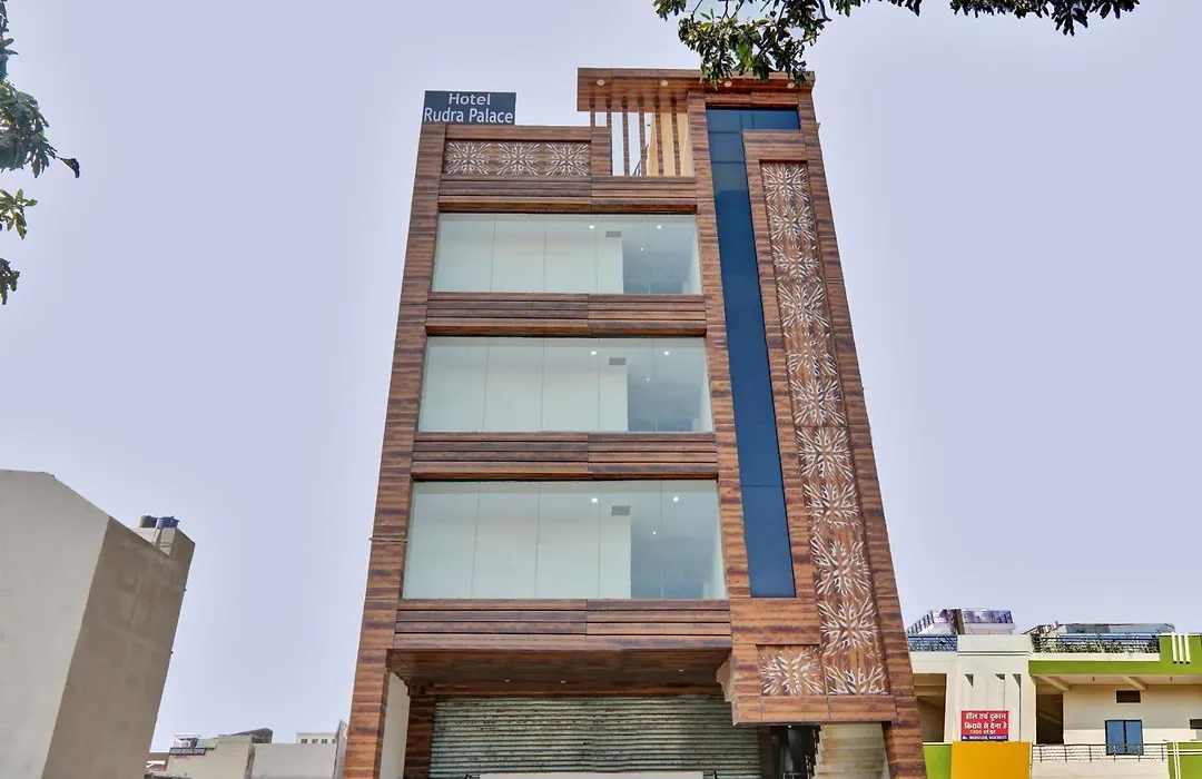 Hotel O Rudra Palace Near Phoenix United Lucknow-1