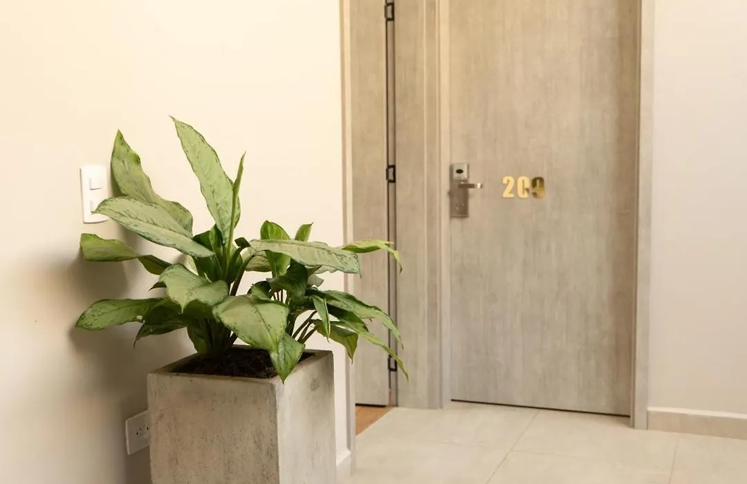 574 Hotel-1