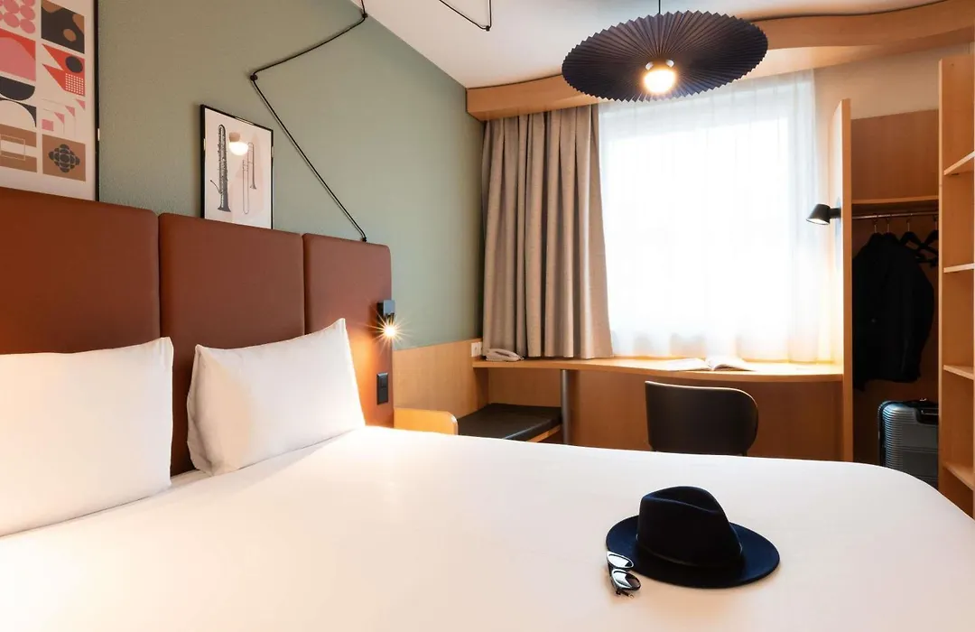 ibis Genève Centre Nations-1