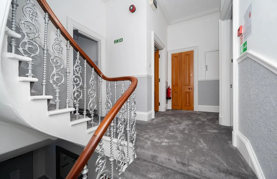 Granite City Guest House-1