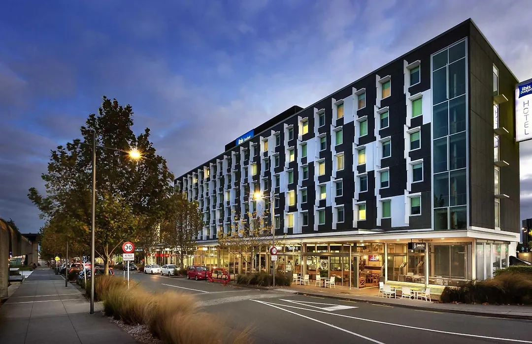 Ibis Budget Auckland Airport-1