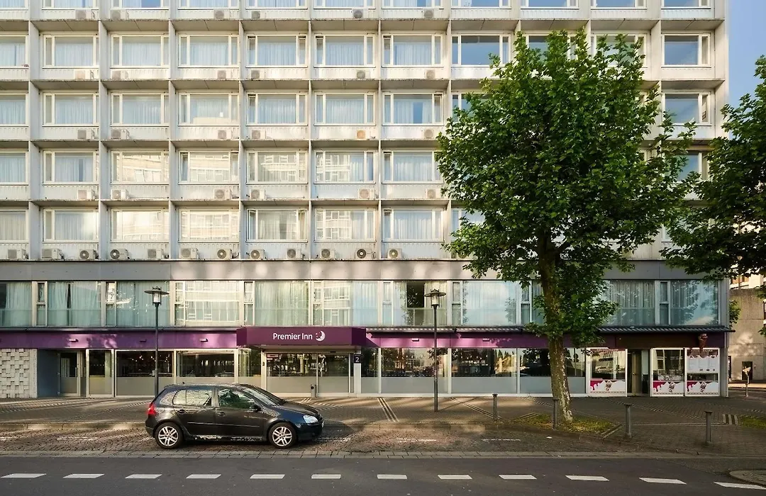Premier Inn Saarbrücken City Centre-1