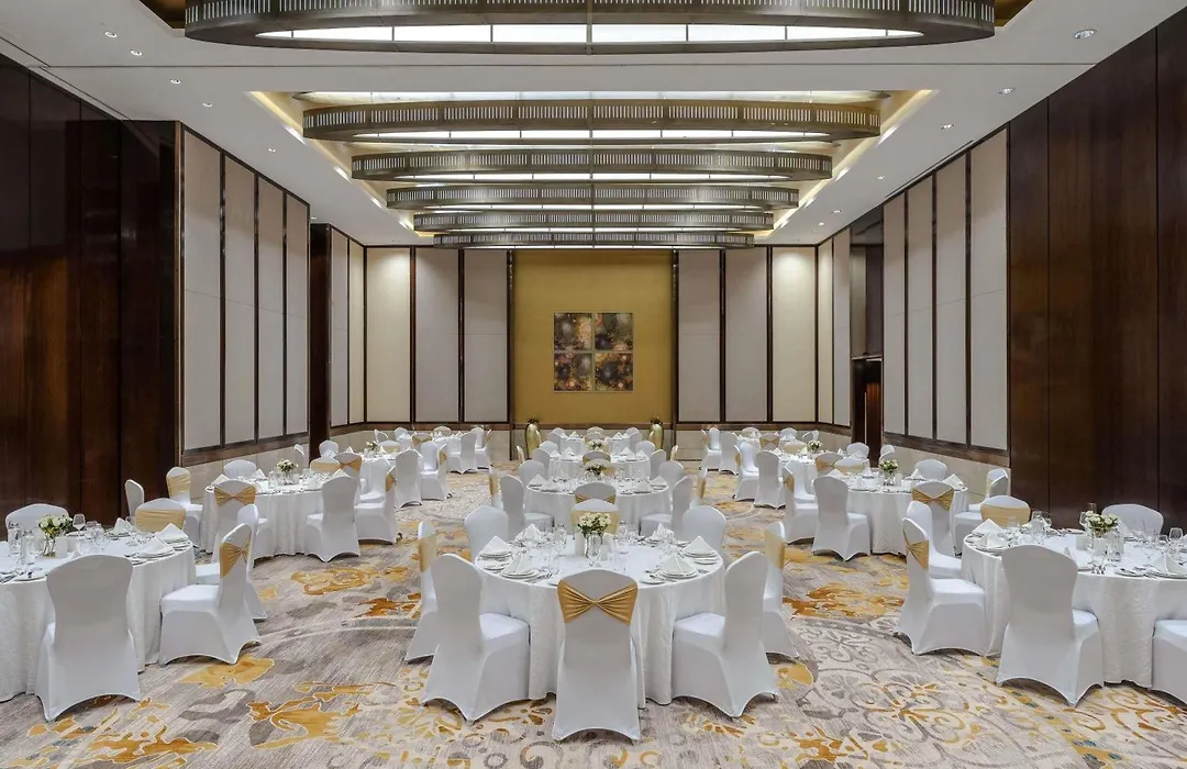 Swissôtel Al Ghurair Dubai-1