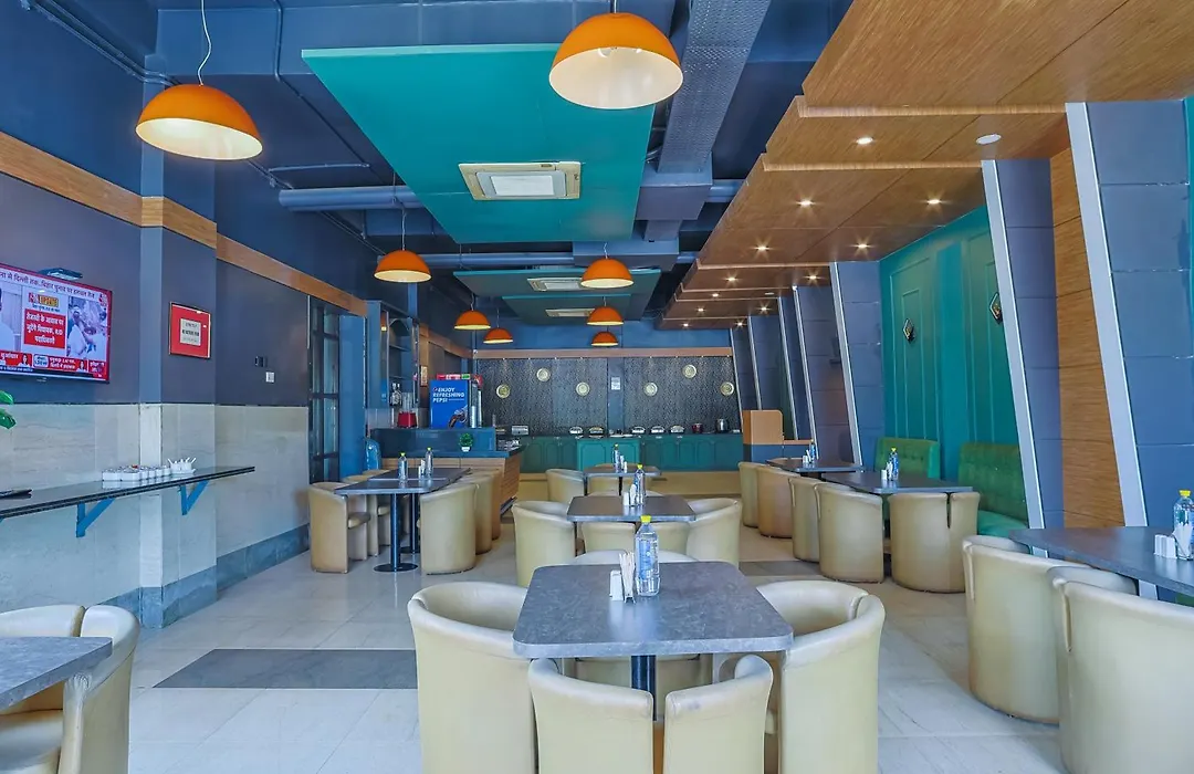 Max Hotels Prayagraj-1