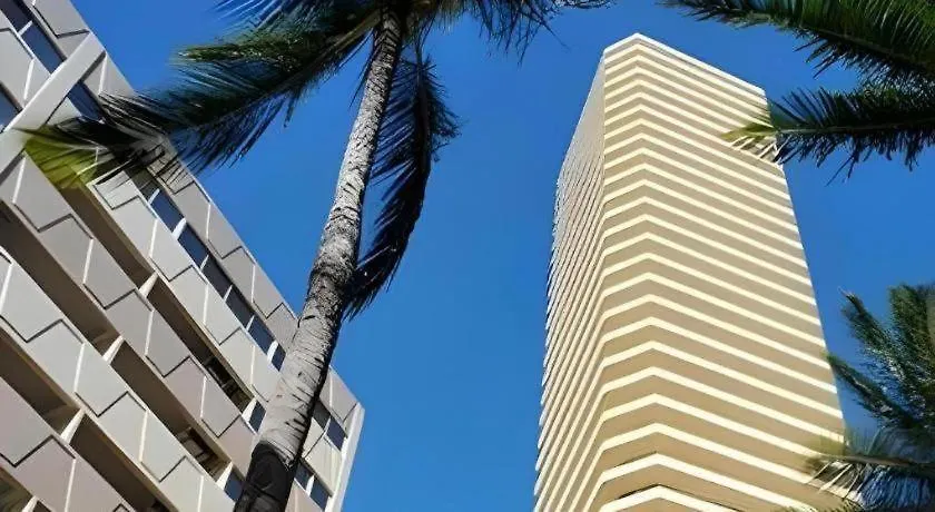 Marina Tower Waikiki-1