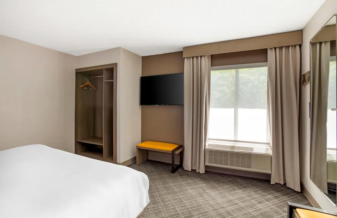 Comfort Suites Nashville Airport - Bna-1