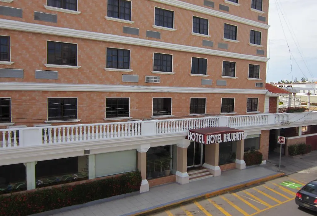 Hotel Baluarte-1