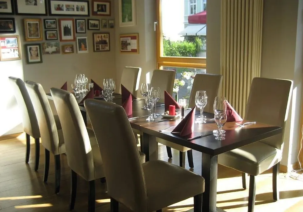 Hotel Ambassador-Berlin Gruenau-1