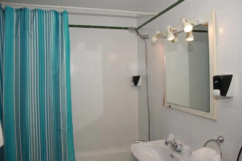 Hostal Tilos-1