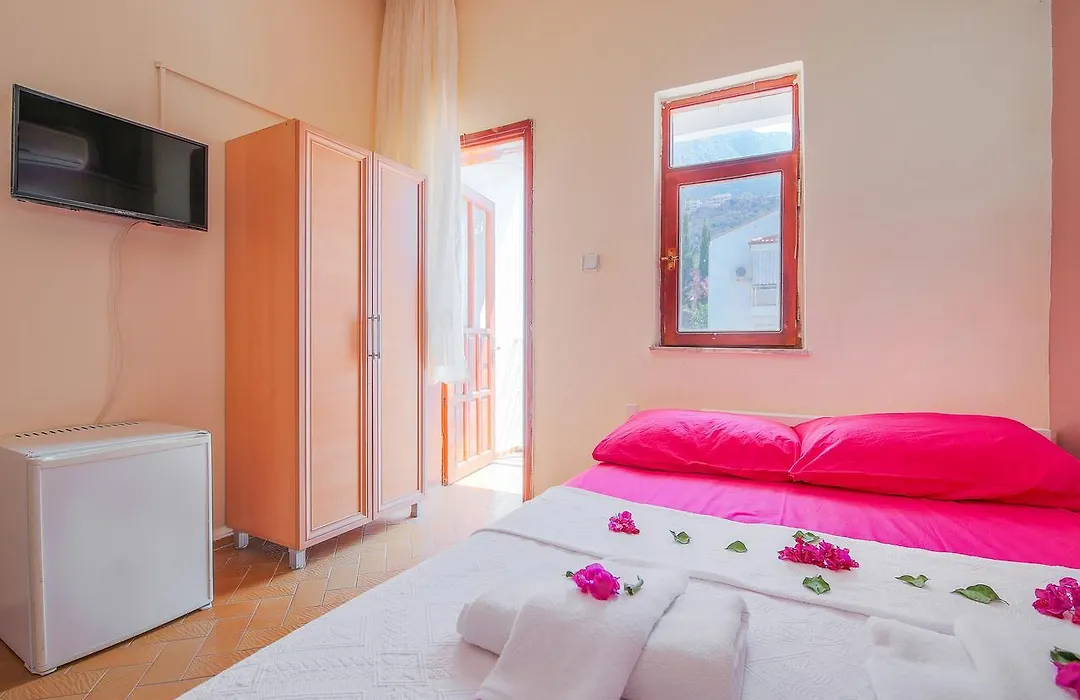 Saray Otel-1