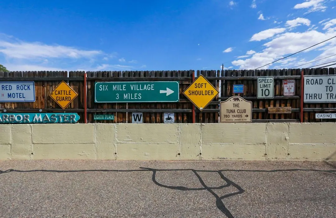 Red Rock Motel And Dam Motel-1