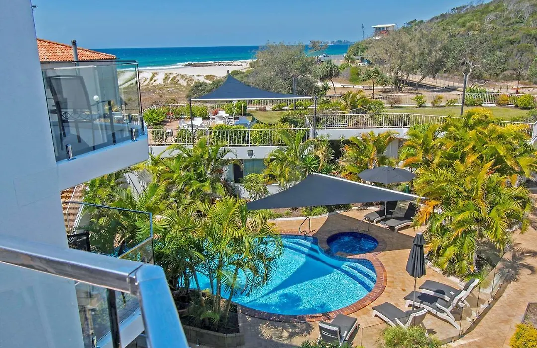Sandcastles On Currumbin Beachfront, Gold Coast-1