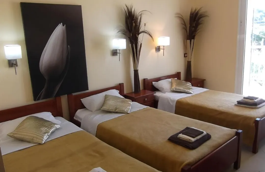 Mariana Hotel-1
