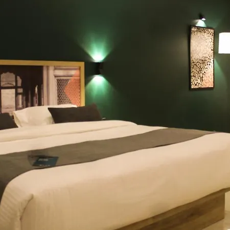 Lokal Rooms X Gulberg-3