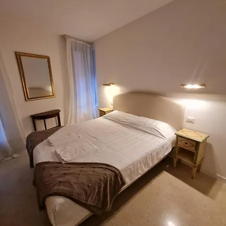 San Marco Luxury Rooms-2