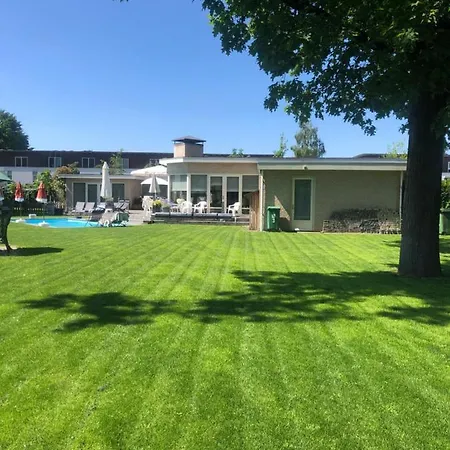 B&B Maison Saint Tropez Eindhoven-2