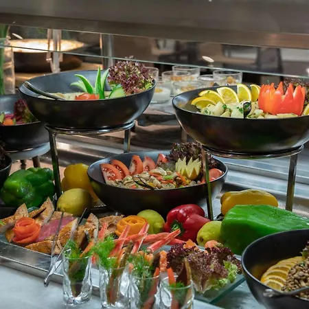 Radisson Blu Hotel, Jeddah Corniche-2