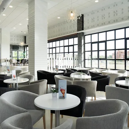 Hotel Puente Real-2