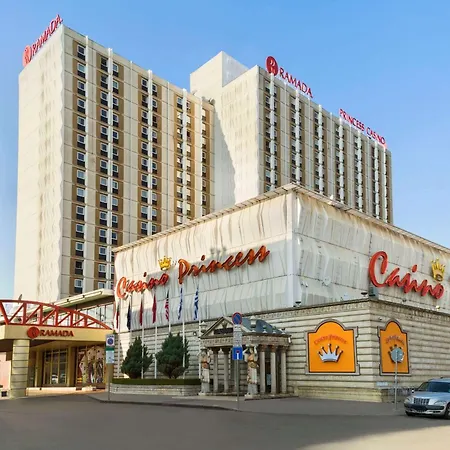 Ramada By Wyndham Sofia City Center-3