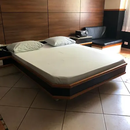 Hotel Serrano-3