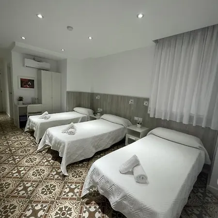 Hostal Nova Barcelona-3