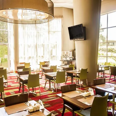 Stayeasy Eastgate-2