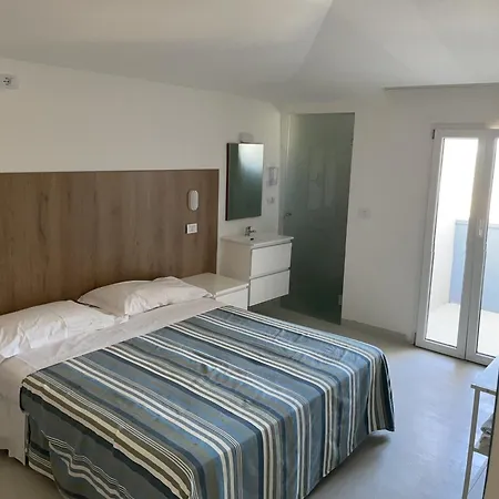 Hotel Rosa-2