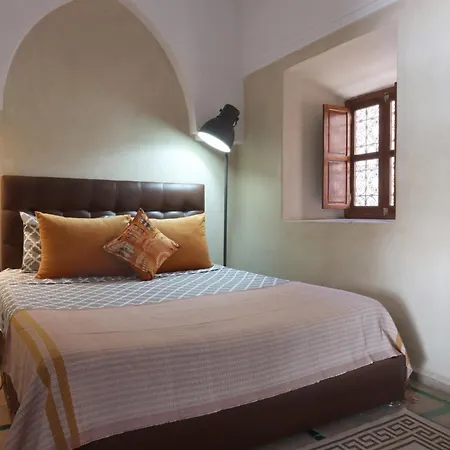 Riad Modern Bed & Breakfast - Top Location-3