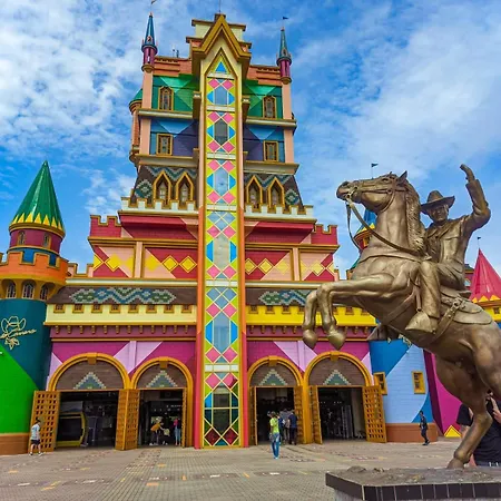 Pousada Ametista - Penha, SC - 1,5 km do Parque Beto Carrero World-3