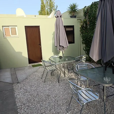 Guesthouse Monsanto-3