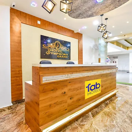 Fabhotel Symphony Grand - Inside Barcelona Complex-3