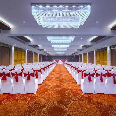 Royale Sarovar Portico Agra-2