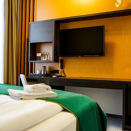 M-Pire Hotel Berlin-3