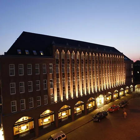 H+ Hotel Luebeck-2
