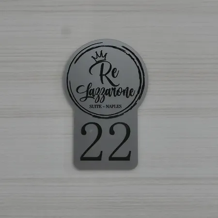 Re Lazzarone Suite-2