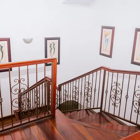 Select Boutique Hotel Kigali-2