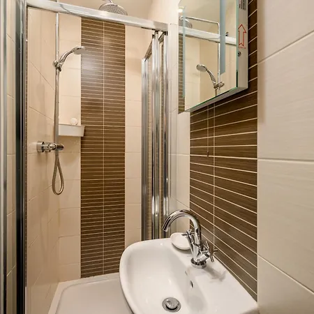 Adam Drysdale House-2