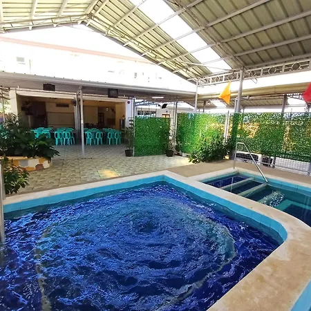 Sakura'S Pool And Leisure Hub-2