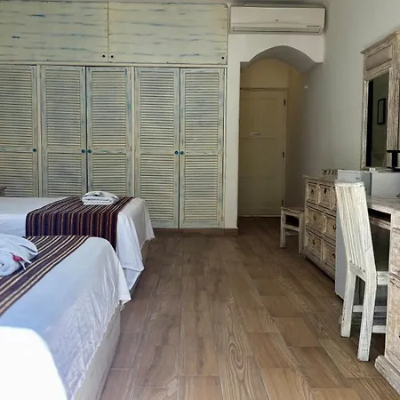 Coco Rio Hotel - Mamitas Beach Area-3
