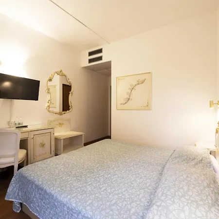 Hotel Vienna-2