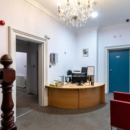 London Gatwick Inn-2