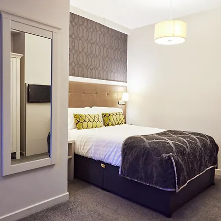 Hotel Isaacs Cork City-3