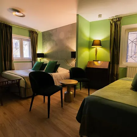 Hotel Du Palais-3