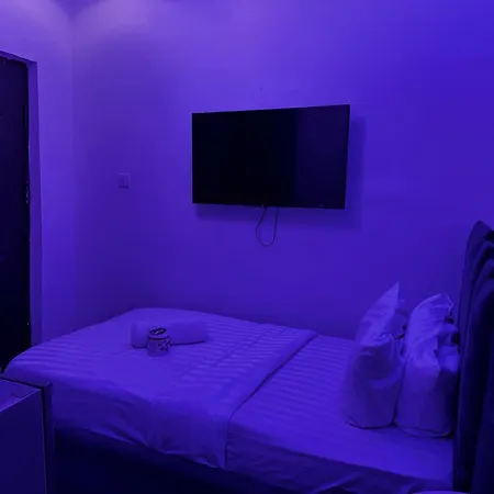 Vhs Vinchee Suites I-2