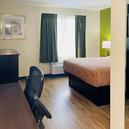 Quality Inn & Suites Lake Charles South-2