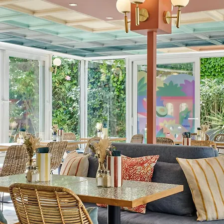 Hôtel Chromatics-3